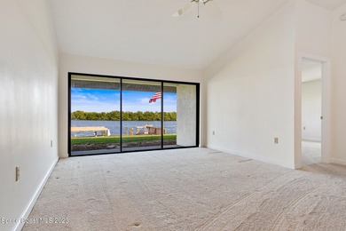 Here's your Chance of a lifetime to own a waterfront home - photo 9