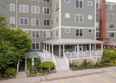 Welcome to the highly desirable Park Street Condominium - photo 29