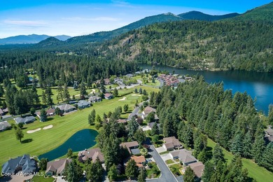 SINGLE-LEVEL TOWNHOME WITH COUNTRY CLUB AMENITIES! Enjoy - photo 33