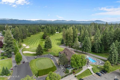 SINGLE-LEVEL TOWNHOME WITH COUNTRY CLUB AMENITIES! Enjoy - photo 39