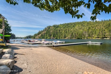 SINGLE-LEVEL TOWNHOME WITH COUNTRY CLUB AMENITIES! Enjoy - photo 43