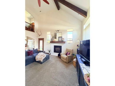 *Agent is Related to Seller* *Motivated Seller* Beautiful well - photo 8