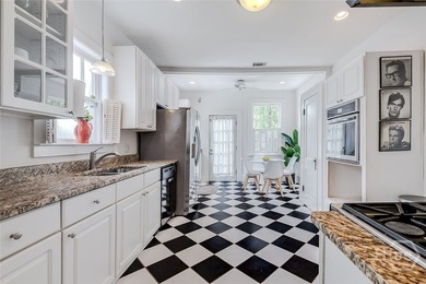 Located in the highly desirable Ardsley Park neighborhood, this - photo 15