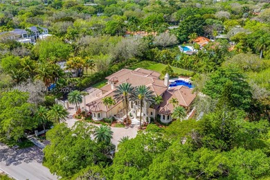 Perfectly located in the heart of Pinecrest along one of its - photo 23