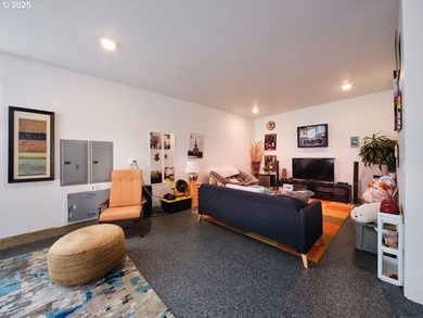 Perched high in the Vancouver Heights, this timeless modern home - photo 38