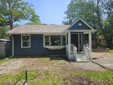 Lake Home For Sale in Frankford Twp., New Jersey