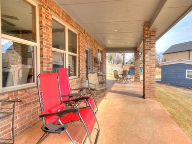 Lakefront living with private boat dock, lift, three car garage - photo 44