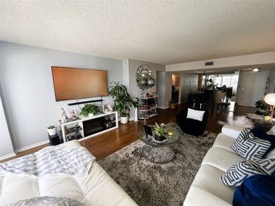 Updated condo with great NE ocean views. Wood tile floors. Split - photo 16