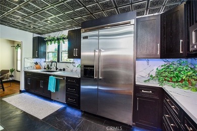 RARE 500 Sq Ft PRIMARY SUITE! Price Improvement! Refreshed and - photo 20