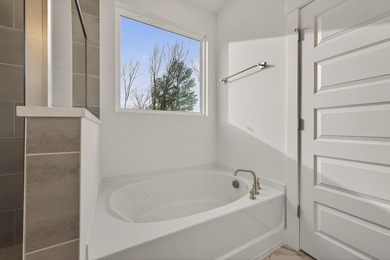 The Ellis is your chance to own a stunning 4-bedroom, 2.5 bath - photo 21