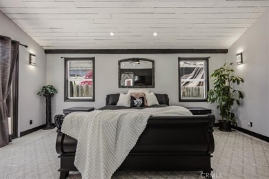 RARE 500 Sq Ft PRIMARY SUITE! Price Improvement! Refreshed and - photo 26