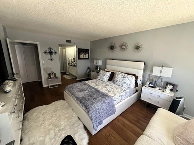 Updated condo with great NE ocean views. Wood tile floors. Split - photo 29