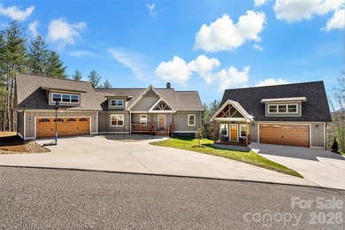 Welcome to this gorgeous home where exceptional craftsmanship - photo 2