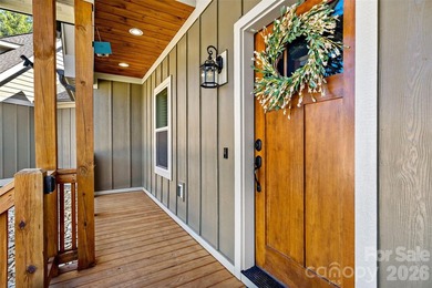 Welcome to this gorgeous home where exceptional craftsmanship - photo 6