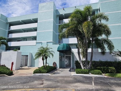 One of the best priced direct waterfront condos in Cocoa Beach! - photo 4