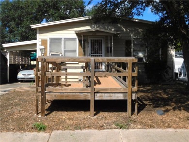 TLC 2-Bedroom home with accessibility features with convenient