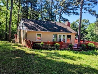 KERR LAKE ACCESS GETAWAY: This 2 Bedroom Block Cottage is on 4 - Lake Home For Sale in Clarksville, Virginia