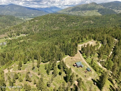 Mountain top retreat! Off-grid log cabin - 30 acres - Three - photo 8
