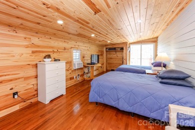 GENTLEMAN'S FARM NEAR LAKE LURE! Located just 10 minutes from - photo 13