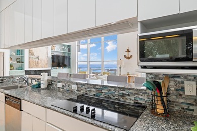 Experience the ultimate in Gulf-front luxury with this stunning - photo 14