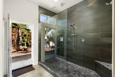 Royal Palms Estate is one of the most private oceanfront-style - photo 15