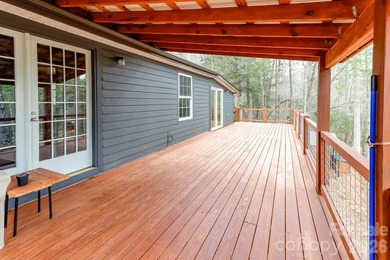 GENTLEMAN'S FARM NEAR LAKE LURE! Located just 10 minutes from - photo 16