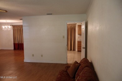 Discover a fantastic opportunity in South Pascagoula-just