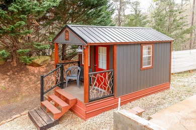 GENTLEMAN'S FARM NEAR LAKE LURE! Located just 10 minutes from - photo 18