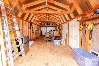 GENTLEMAN'S FARM NEAR LAKE LURE! Located just 10 minutes from - photo 20