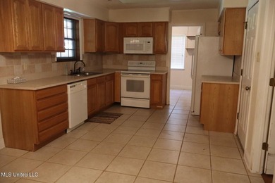 Discover a fantastic opportunity in South Pascagoula-just