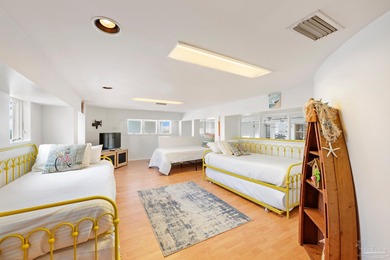 Experience the ultimate in Gulf-front luxury with this stunning - photo 38