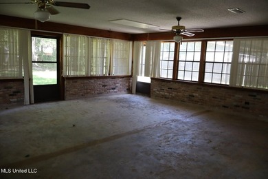 Discover a fantastic opportunity in South Pascagoula-just