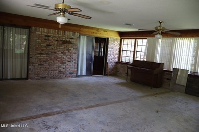 Discover a fantastic opportunity in South Pascagoula-just