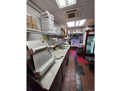 Prime Pizzeria Opportunity. No matter how you slice it - photo 9