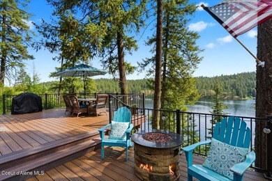 Live in an immaculate, fully furnished tiny home while building - photo 1