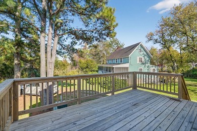 BRING ALL OFFERS! Tucked away in a peaceful, nature-filled - photo 3