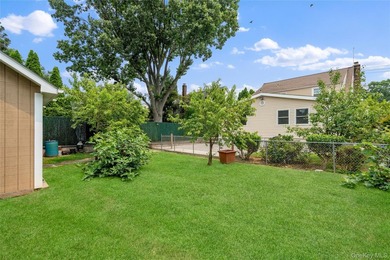 Welcome to this beautifully maintained expanded Cape where - photo 19