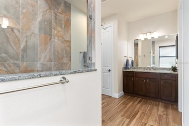 Discover the perfect blend of luxury, comfort, and Florida