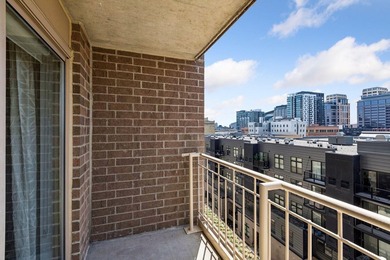 Enjoy sunny South-facing skyline views from this beautifully - photo 7