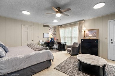 Exceptional value in PRIME LOCATION! This updated brick home on - photo 28