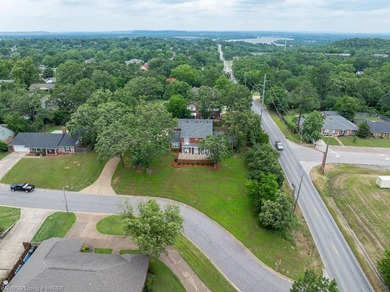 Exceptional value in PRIME LOCATION! This updated brick home on - photo 41