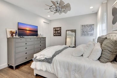 Stunning 2 story Pacifica model, located in one of Boca's most - photo 44