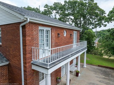 Exceptional value in PRIME LOCATION! This updated brick home on - photo 49