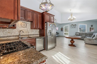 Well-maintained 3 bed 1 bath ranch with fully owned solar panels - photo 11
