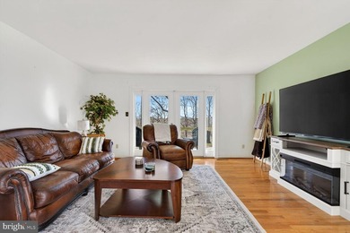 Be prepared to fall in LOVE! This 3-level, 2800+ sq ft home sits - photo 14