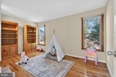 Be prepared to fall in LOVE! This 3-level, 2800+ sq ft home sits - photo 17