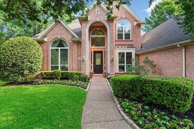 Stunning custom home in sought after Timarron with extensive - photo 2