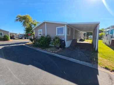 Wow! What a huge Mobile Home Features 5 Bedrooms 2 bathrooms. In - photo 3