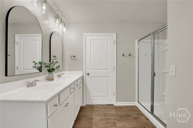 Your Home Search Ends Here! This 5-bed 3-bath home boasts 2,556 - photo 29