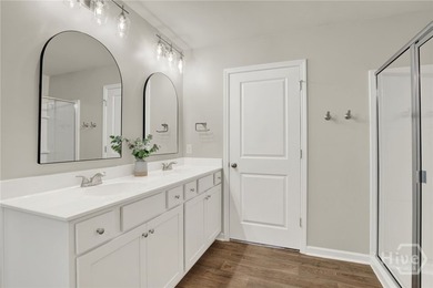 Your Home Search Ends Here! This 5-bed 3-bath home boasts 2,556 - photo 30
